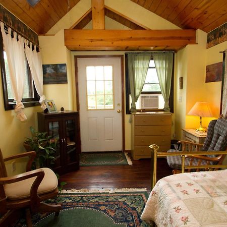 White Horse Stable Apartment Bayfield Exterior photo